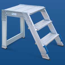 Portable aluminium 3 step stand with large platform 60° ESLA 1040003